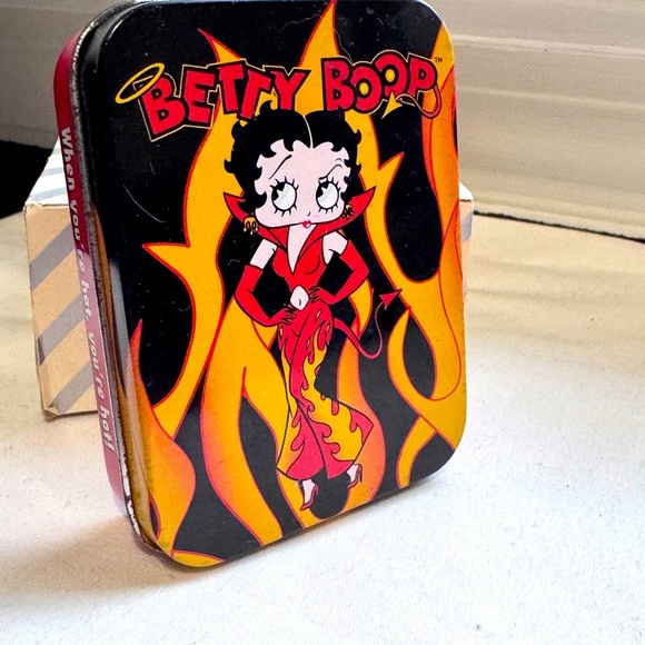 ✨HOST PICK✨ Vintage 2003 Betty Boop Tin Box with Flame Design - Picture 12 of 16